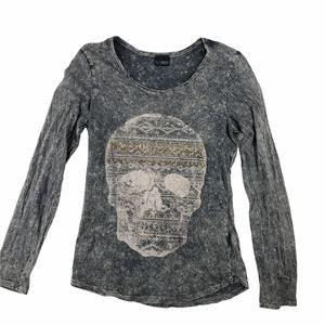 Daytrip long sleeve bling skull tshirt L